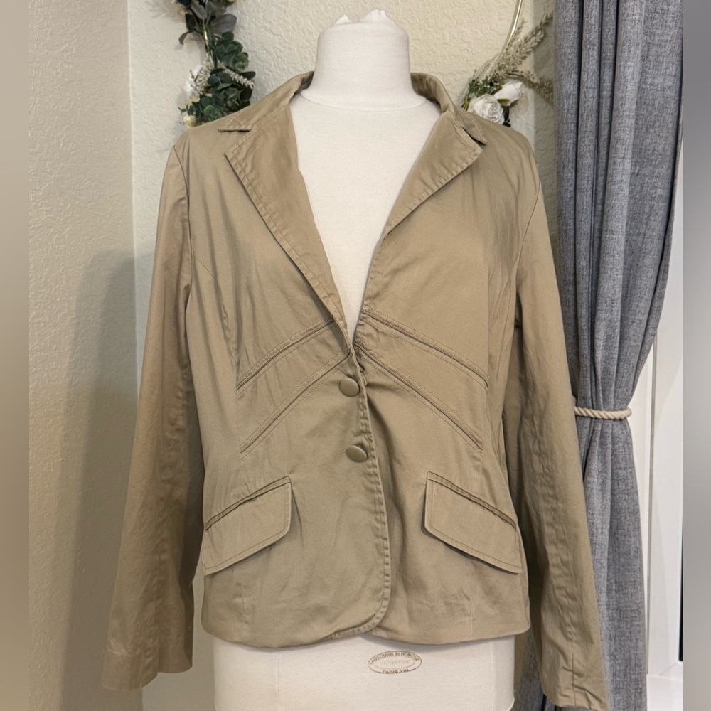 Sandro Jacket / Button Front Blazer In Khaki / Tan Size L - EUC RETAILS $520